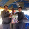 สหกรณ์ออมทรัพย์ตำรวจกระบี่ จำกัด สนับสนุนกาแฟและขนมให้กับจุดบริการประชาชนในช่วงเทศกาลปีใหม่